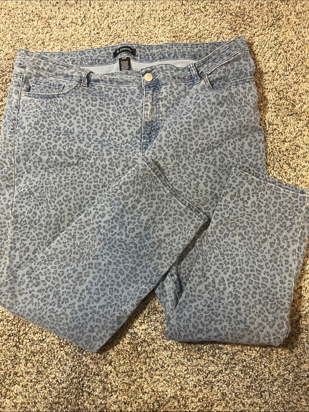 d. jeans Light Blue Leopard Print Straight Leg Jeans, Size 20W